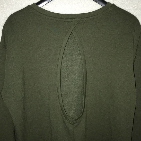 Victoria’s Secret Sport pullover sweatshirt olive green sexy open back XS loose - Picture 7 of 7